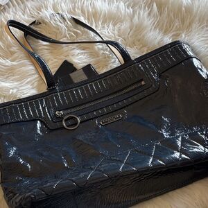 Coach Poppy Black Quilted Patent Leather Shoulder Bag Women's Zipper Accent